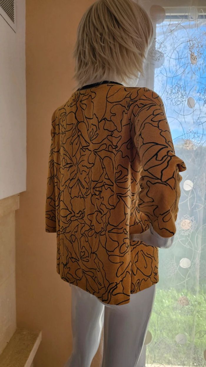 Pull manches 3/4 moutarde et bleu Encolure en V - photo numéro 2