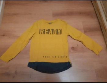 Tee-shirt manche longue garçons taille 8 ans
