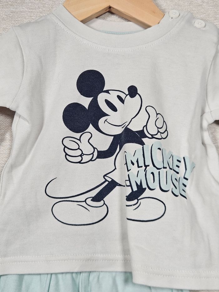 Pyjama 2 pièce Mickey Primark 6-9 mois 74 cm - photo numéro 3
