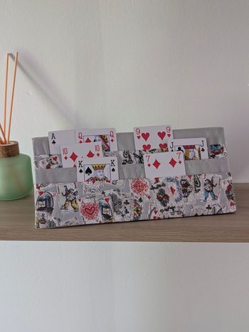 Porte-cartes enfant ou adulte modèle cartes de jeux