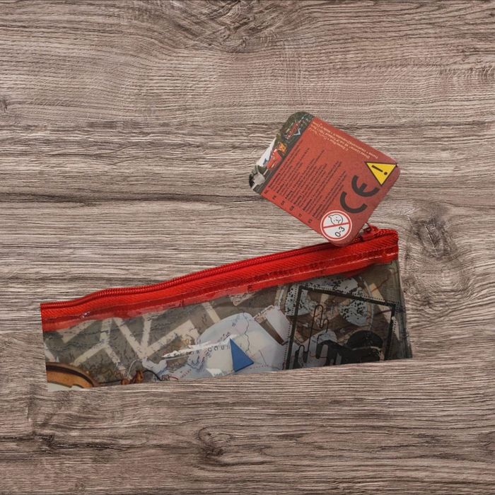 Trousse Cars – Neuve avec étiquette 🚗 - photo numéro 3