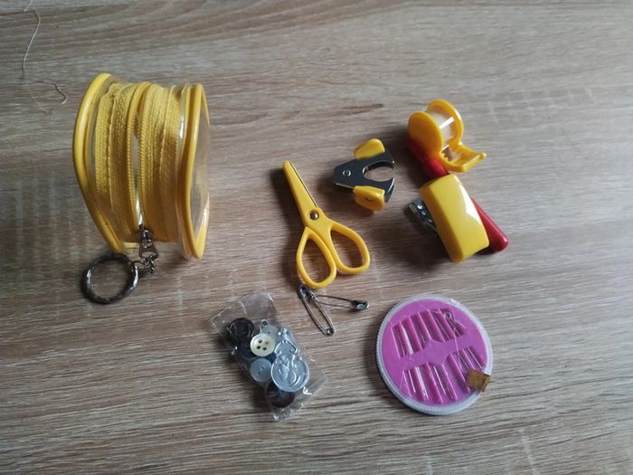 Petite trousse de couture de voyage - photo numéro 4