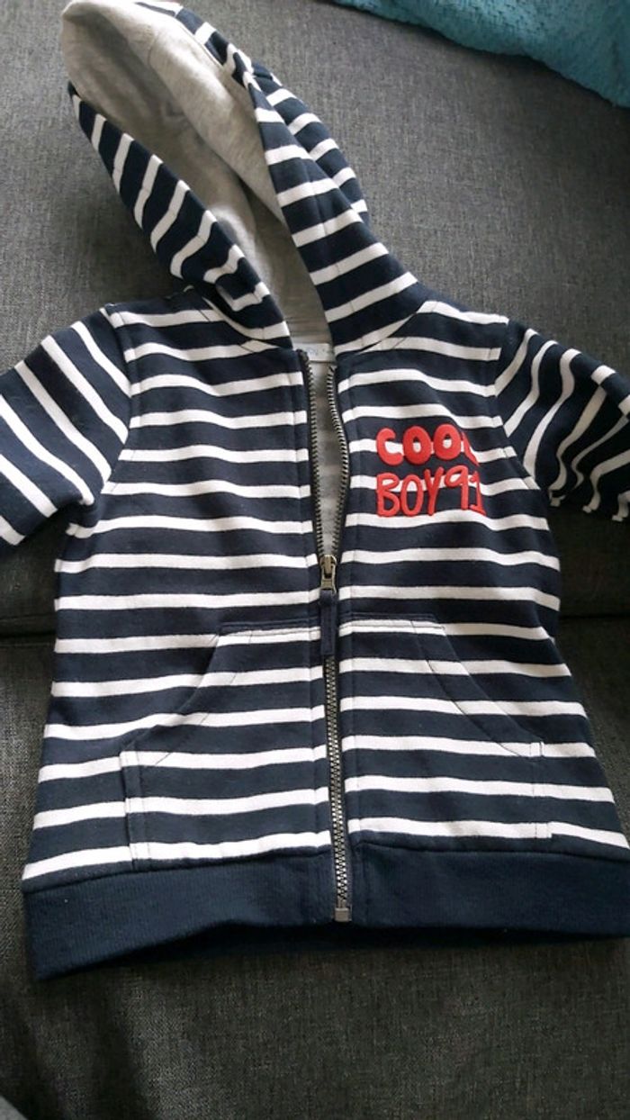 Gilet neuf taille 12 mois Gemo