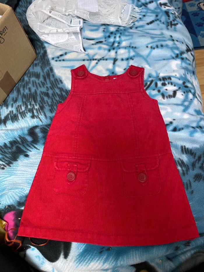Robe Okaidi rouge cerise 3 ans
