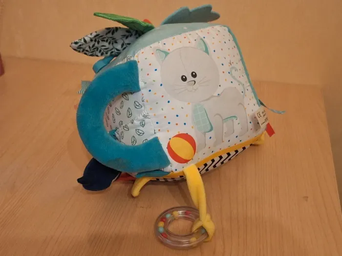 cube d'éveil bébé - photo numéro 2