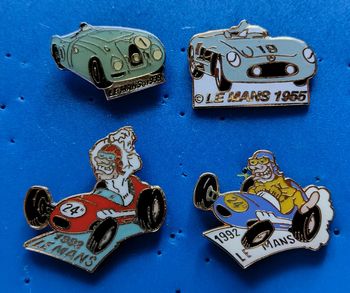 4 pin's 24 heures du Mans véhicules retro