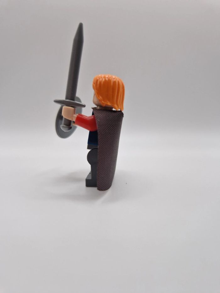 Figurine type lego Boromir seigneur des anneaux / hobbit - photo numéro 3