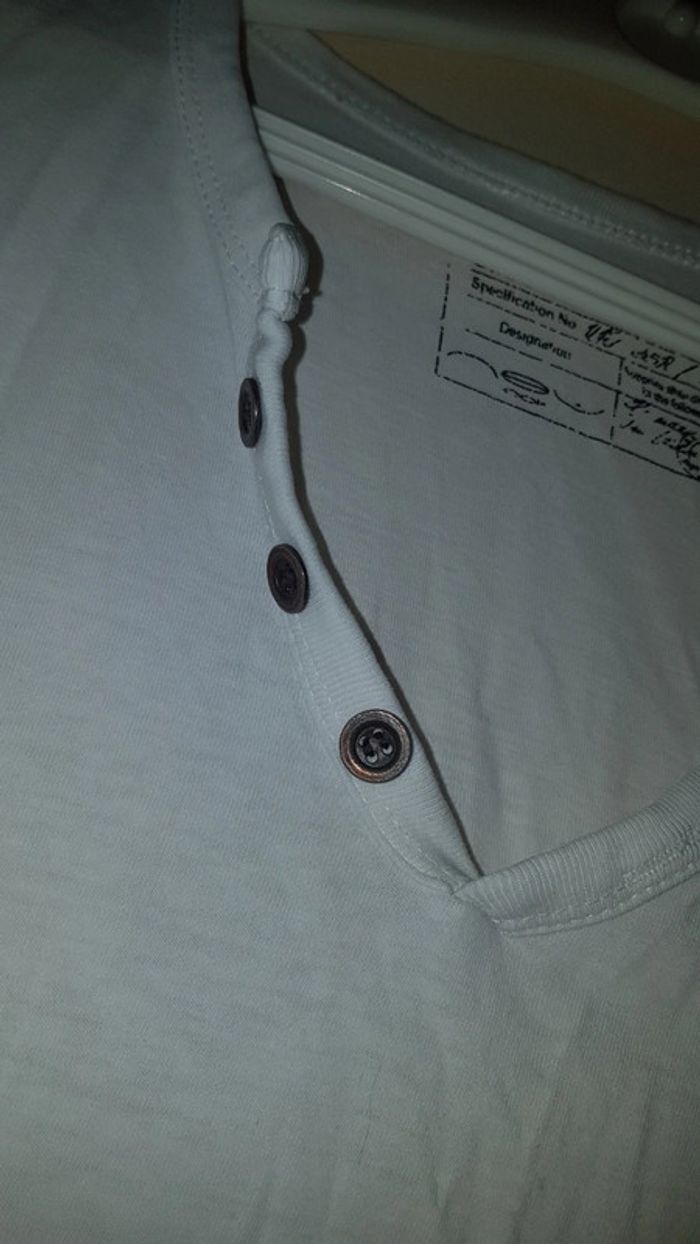 Tee shirt - photo numéro 2