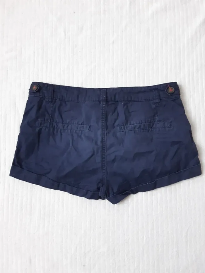 Short H&M 164 cm - photo numéro 4