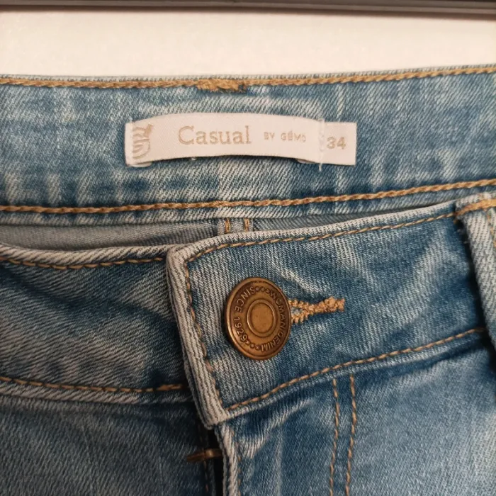 Short court Gémo taille 34 - photo numéro 2