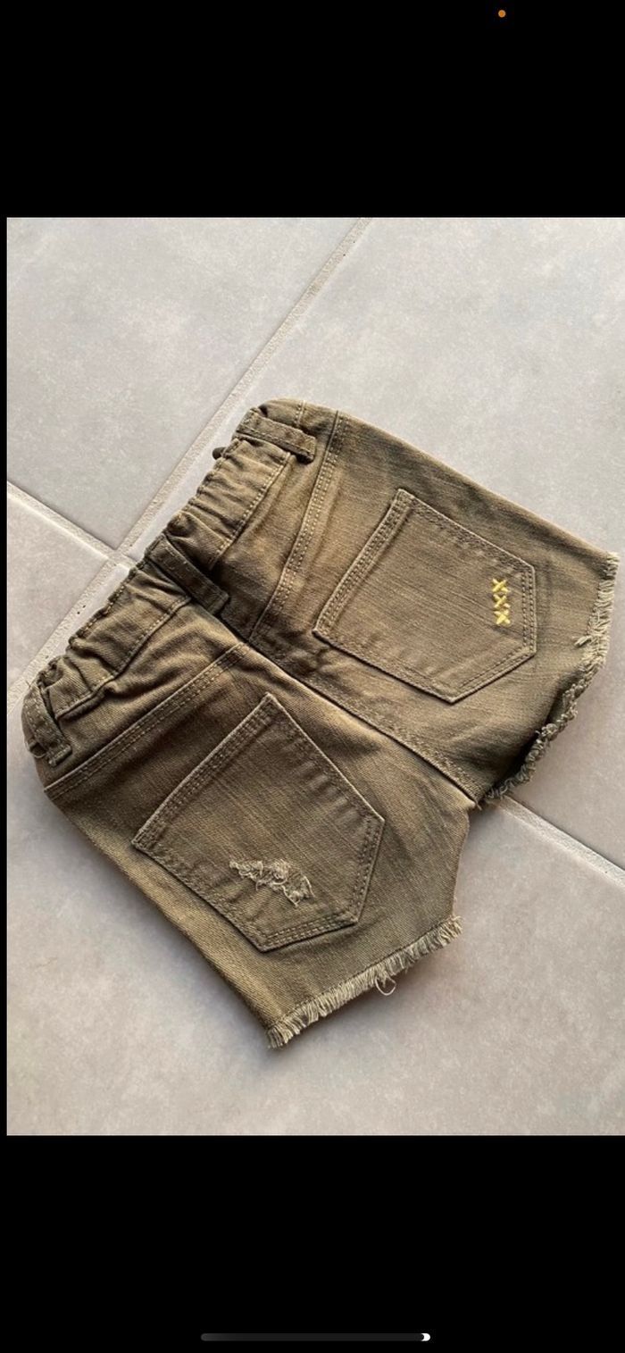 Short en jean armé Kiabi 24 mois Neuf - photo numéro 10