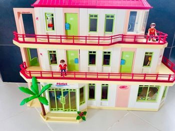 Playmobil - grand hôtel 5265 et 5269