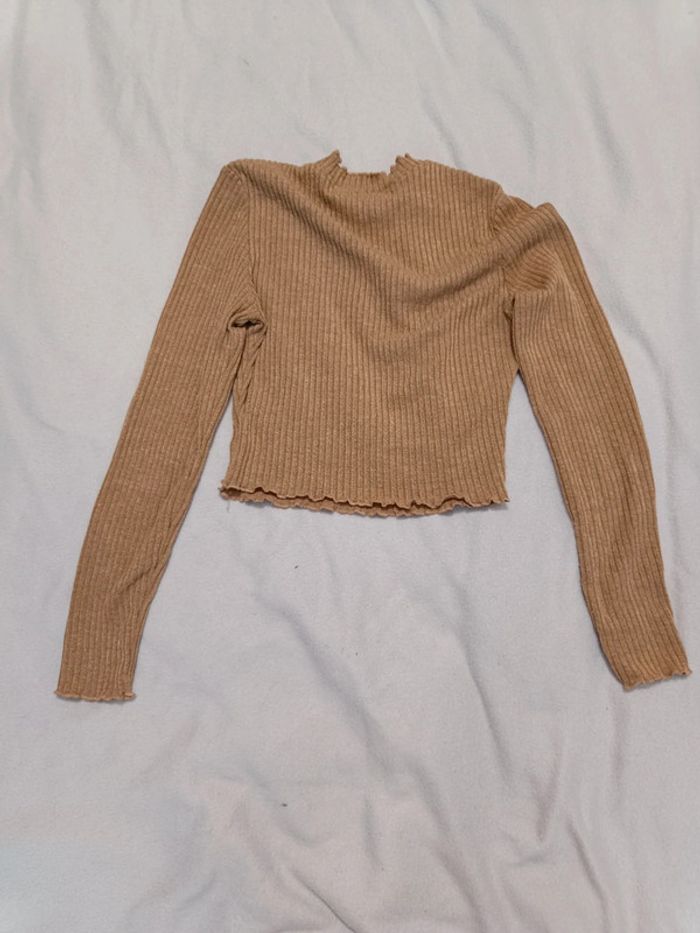 Petit pull beige - photo numéro 2