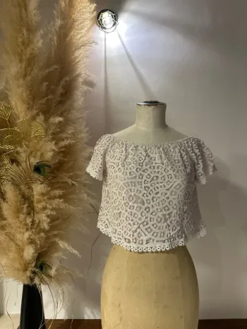 Top court dentelle 36/S blanc