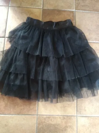 Jupette Noire Fille a Volant en Tulle