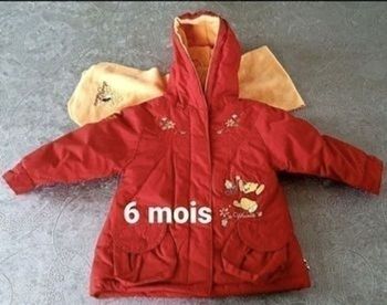Manteau WINNIE L'OURSON avec echarpe 6 mois