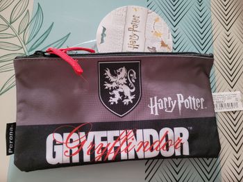 trousse harry potter 3 compartiments neuf (4e)
