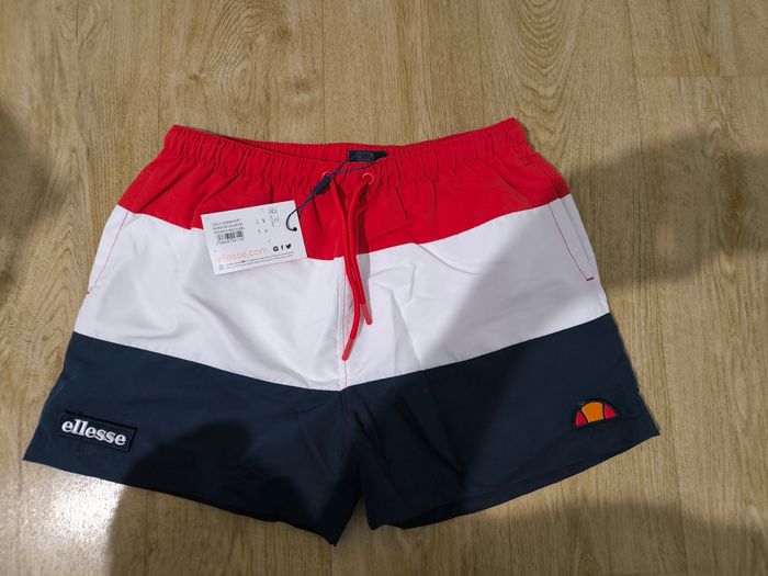 Short de bain ellesse taille S - photo numéro 2