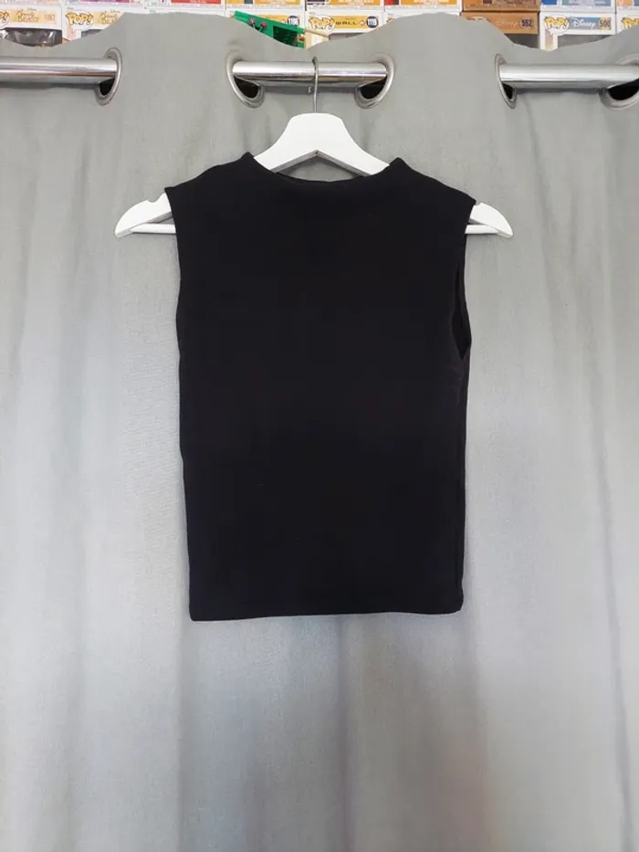Top noir col cheminé Zara – Taille L – très bon état