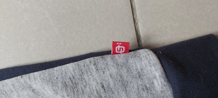 Gilet zippé 14 ans - photo numéro 4