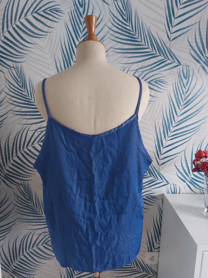 Haut taille 4xl bleu - photo numéro 2
