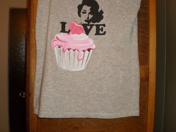 Tee shirt 16 ans gris tres bon etat - photo numéro 3