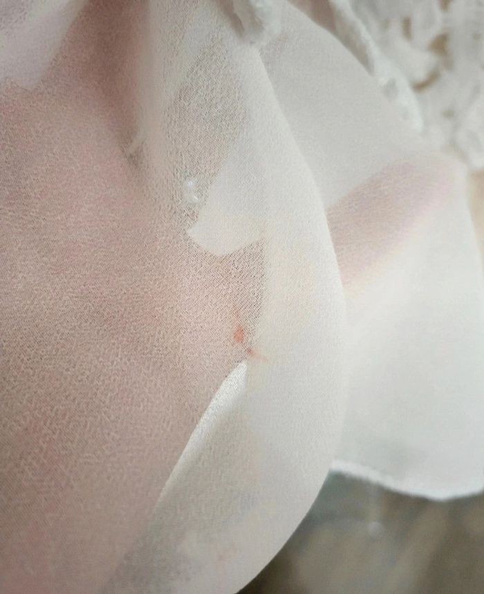 Très beau haut blanc L/XL - photo numéro 6
