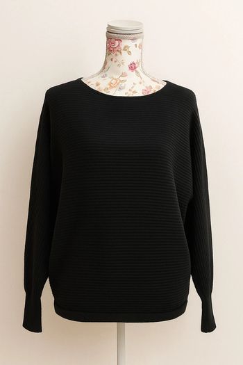 🖤 Pull noir manches chauve-souris – Taille L – Très bon état