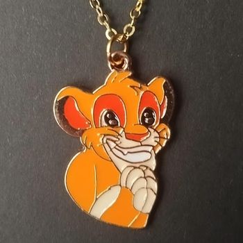 LE ROI LION - Collier + Pendentif Simba 