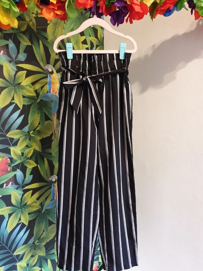 Pantalon large noeud