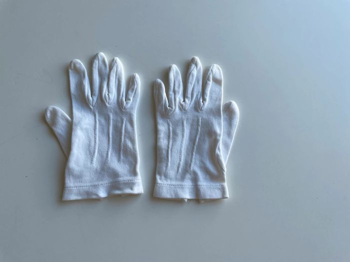 Gant bébé fille baptême