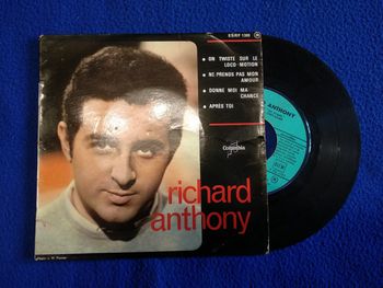 Disque 45 tours Richard Anthony