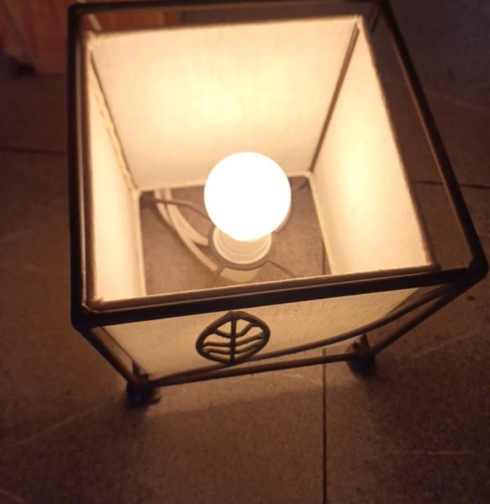 Jolie lampe decorative fer et tissus - photo numéro 6