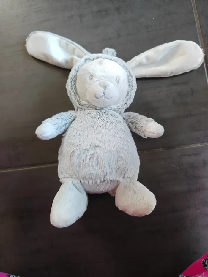 Doudou musical lapin premaman