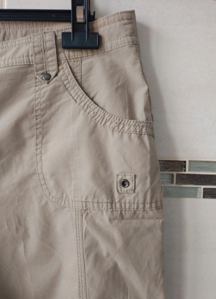 Pantacourts Canda casual t.46
100% coton - photo numéro 4