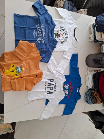 Lot tee shirts