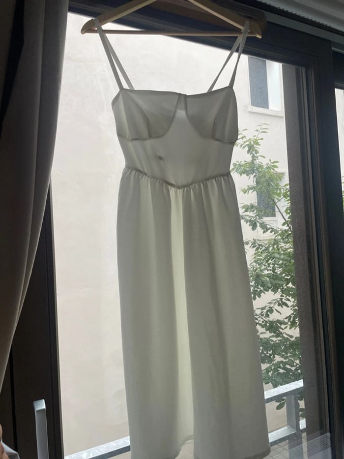 Robe courte bretelle