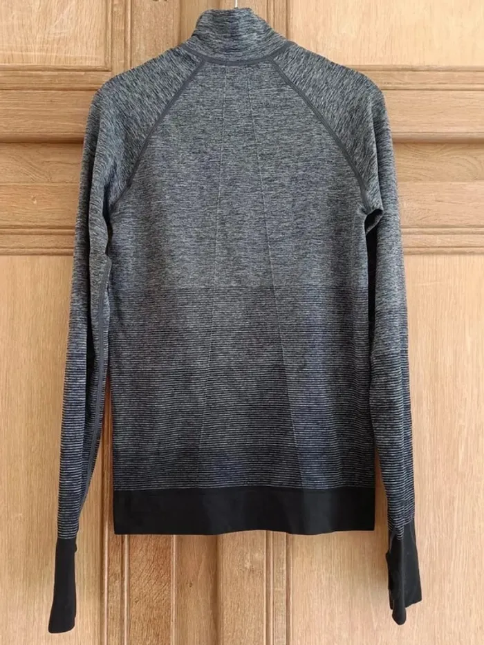 pull sport Crivit femme 34 - photo numéro 3