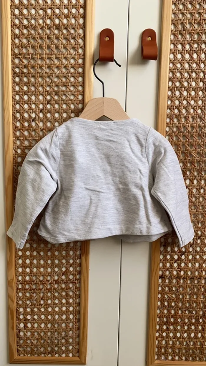 Gilet coton avec papillon - photo numéro 4
