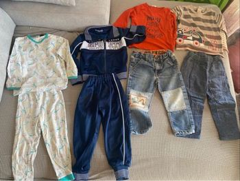 Lot garçon 24 mois pyjama survêtements polo jean pantalon