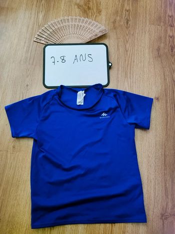 T-shirt quechua taille 7/8 ans