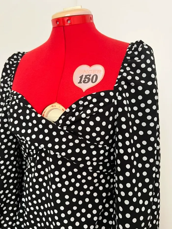 Robe babydoll manches longues noire à pois blancs H&M - photo numéro 4