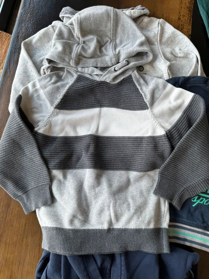 Lot pulls - photo numéro 3