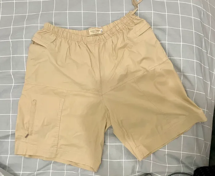 Short beige sable