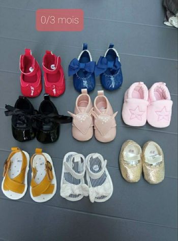 Lot 8 paires de chaussures bébé fille