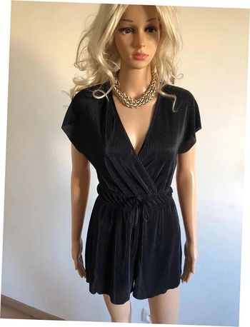 Combishort noir à manches courtes taille XS excellent état