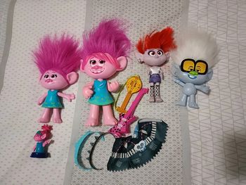 Lot trolls