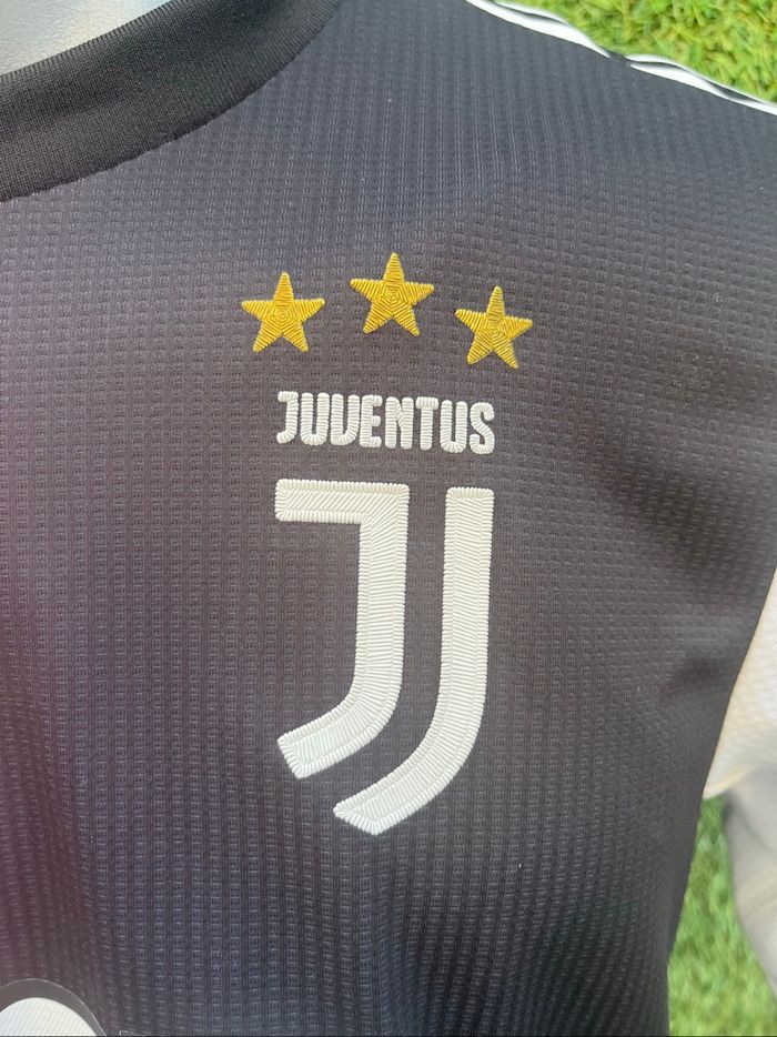 Maillot Ronaldo Juventus Turin - photo numéro 5