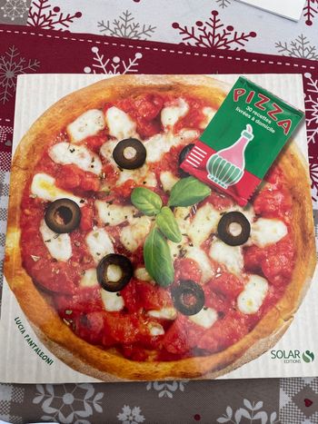 Très joli livre de recettes de pizza