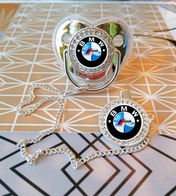 Tétine argenté bmw